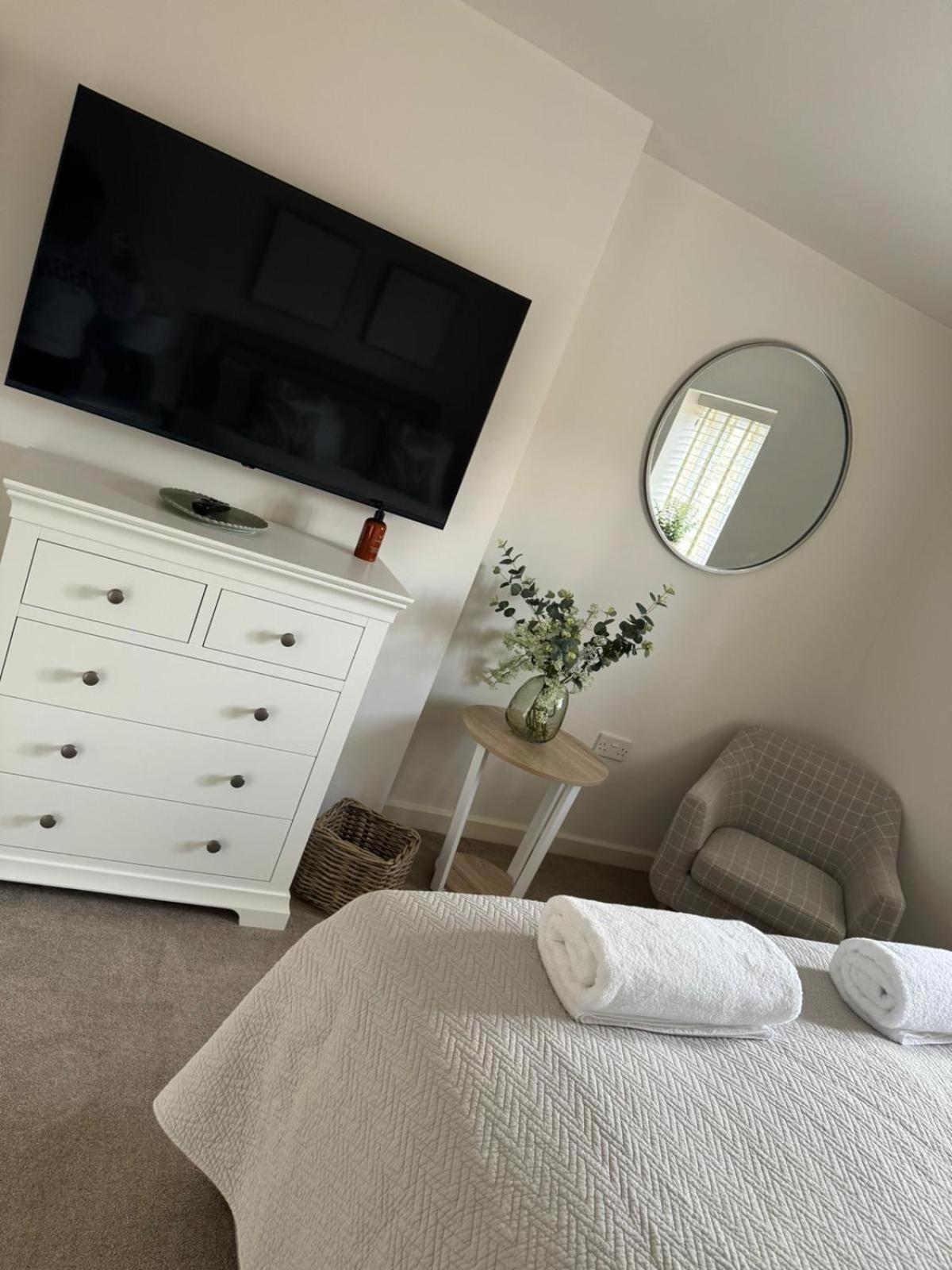 Chew View Luxury Apartment Кейншем Екстер'єр фото