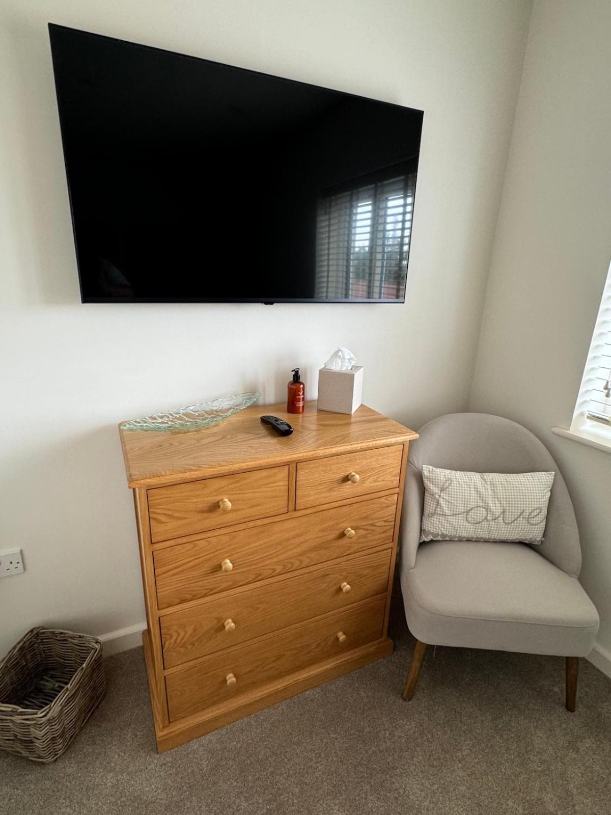 Chew View Luxury Apartment Кейншем Екстер'єр фото