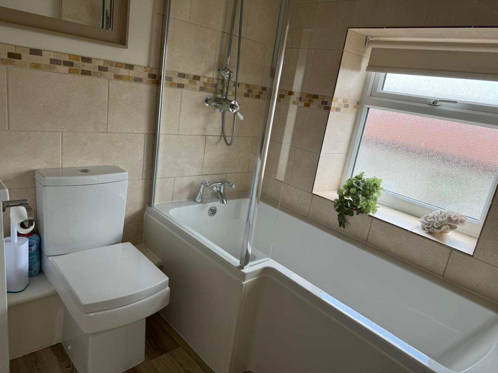 Chew View Luxury Apartment Кейншем Екстер'єр фото